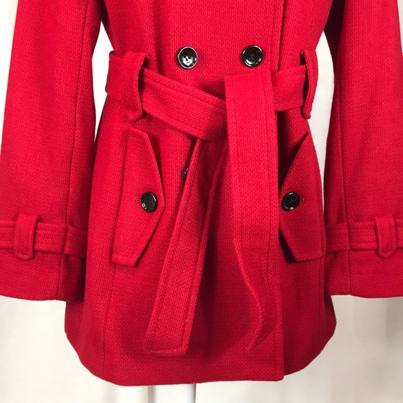 Warm and Stylish winter coat 🧥❄️ - Picture 4 of 7